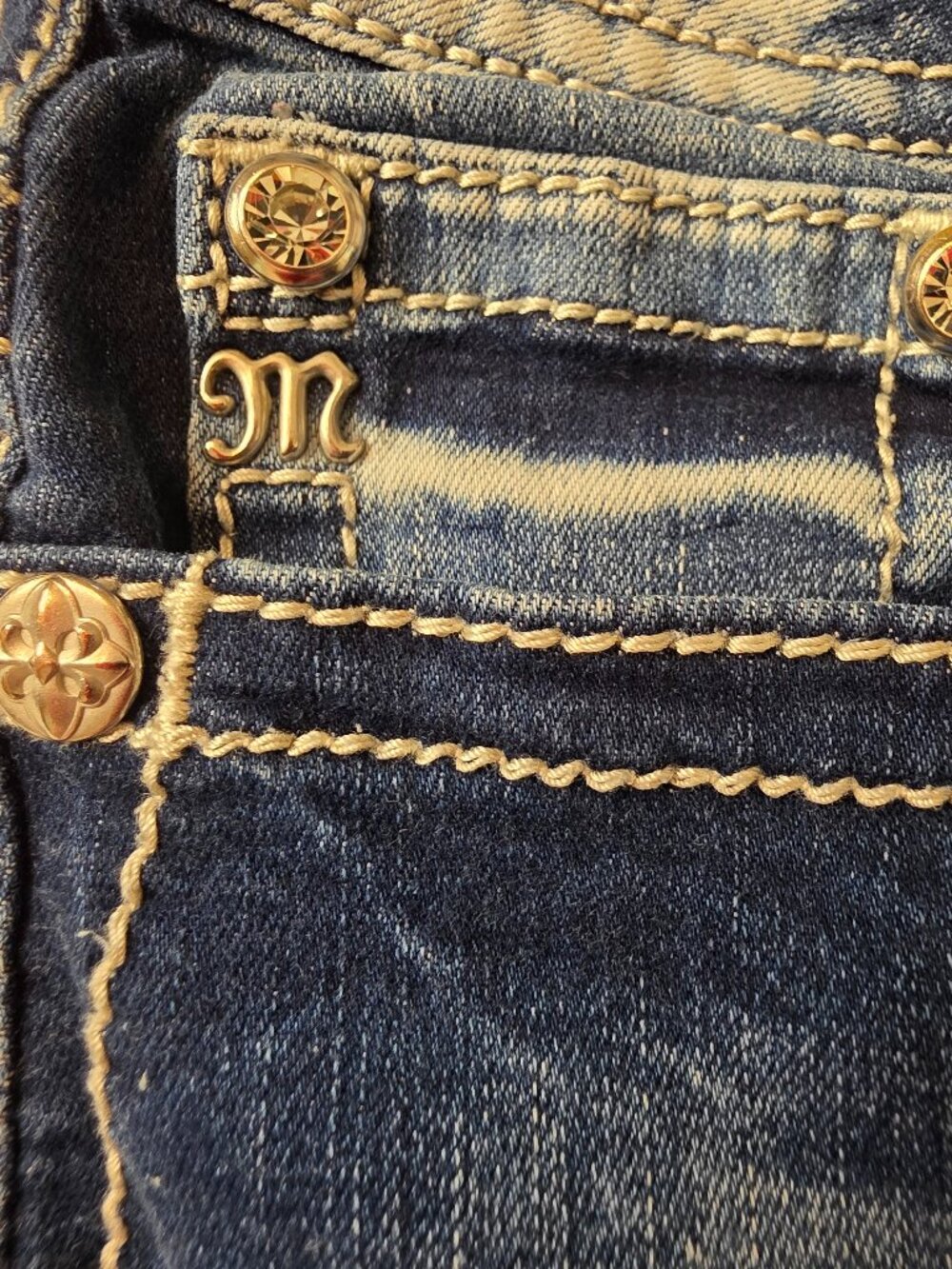 Miss Me Curvy Crop Distressed Heavy Stitch Embellished Women's Jeans, Size 33 - Picture 11 of 12